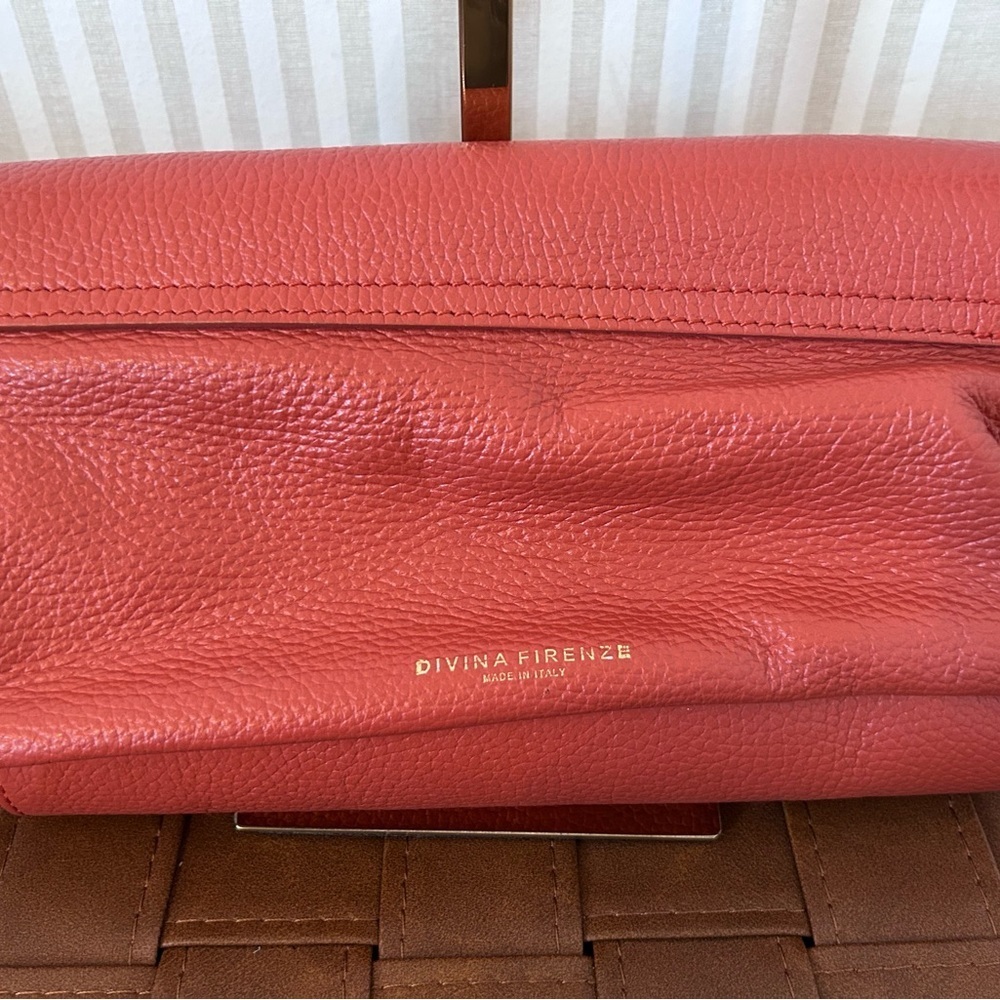Divina Firenze Italy 100% Pebbled Lea Crossbody Bag Coral Orange Italian Flap - Picture 6 of 10